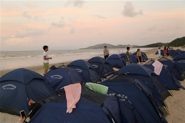 海边露营